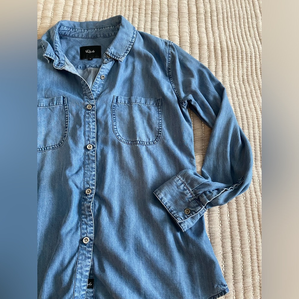 Rails- 100% lyocell Light Blue Denim Button-Down Shirt chambray women’s M pocket - Picture 10 of 16